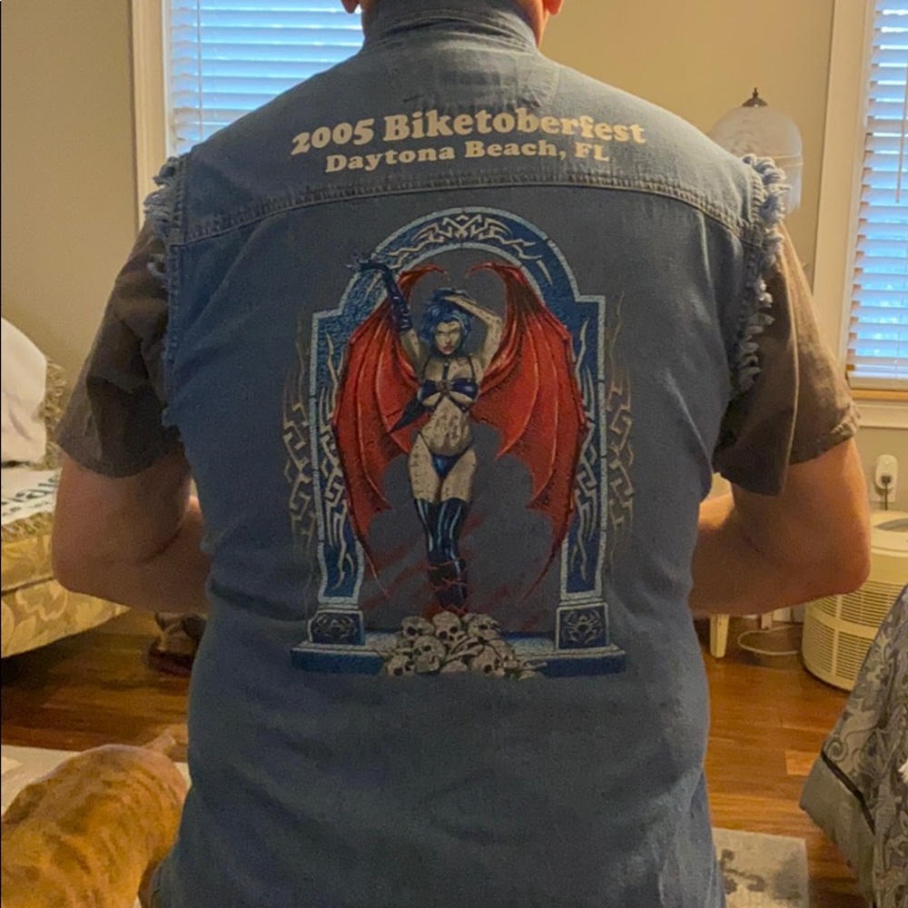 Jean vest - Picture 2 of 4